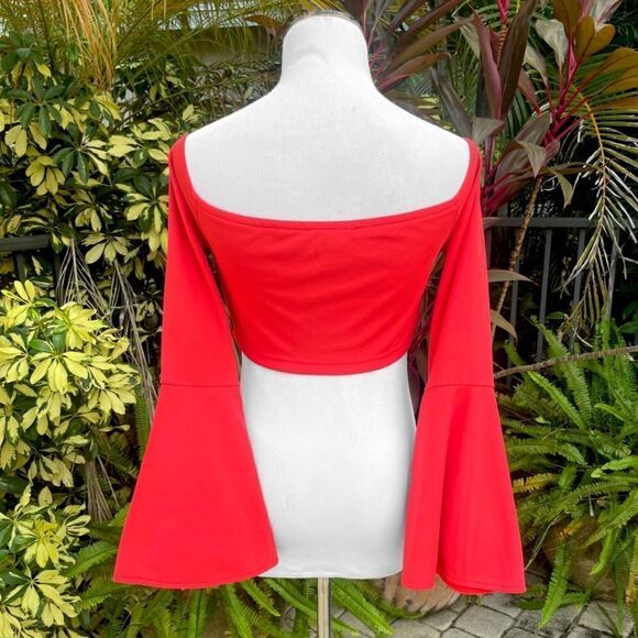 Forever 21 Off-The-Shoulder Bell Sleeve Cropped Top - Picture 5 of 8